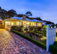Lovely 5BR full house in Glen Waverley walk to train bus  shops - Great Ocean Road Tourism