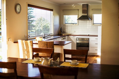 Rayville Boat Houses - Great Ocean Road Tourism 18
