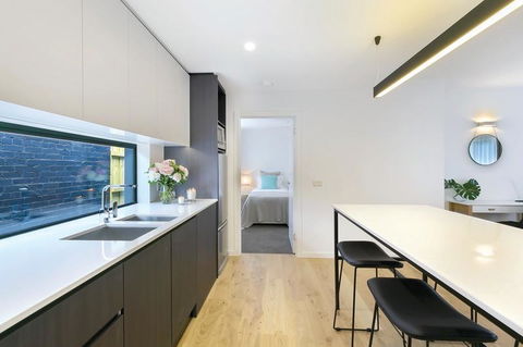 Lakes Edge Apartments - Great Ocean Road Tourism 3