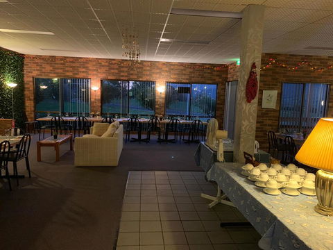 Mountain Creek Motel Bar & Restaurant - Great Ocean Road Tourism 12