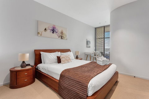 Docklands Private Collection - NEWQUAY - Great Ocean Road Tourism 3