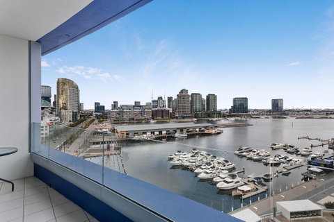 Docklands Private Collection - NEWQUAY - Great Ocean Road Tourism 2