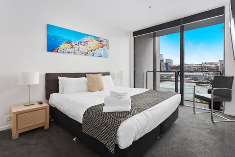 Docklands Private Collection - NEWQUAY - Great Ocean Road Tourism 8