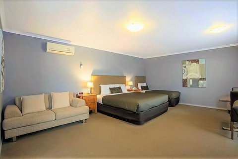 Comfort Inn Warrnambool International - Great Ocean Road Tourism 24