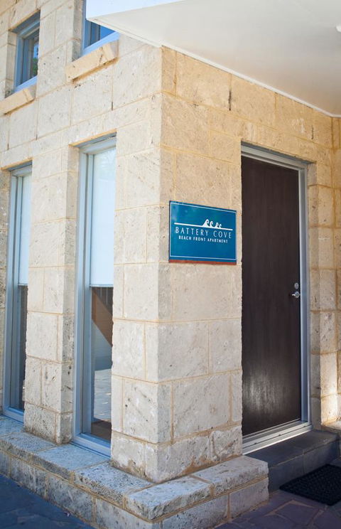 Battery Cove Beach Front Apartment - Great Ocean Road Tourism 6