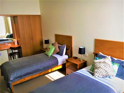 Plough Hotel - Great Ocean Road Tourism 8