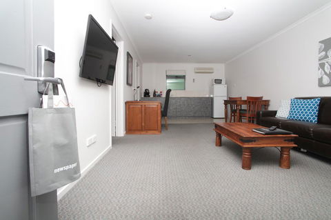 Quality Inn & Suites The Menzies - Great Ocean Road Tourism 40