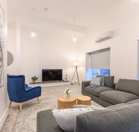Unique 3 Bedroom Central CBD Townhouse - Great Ocean Road Tourism
