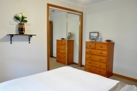 Crimea Retreat - Great Ocean Road Tourism 23