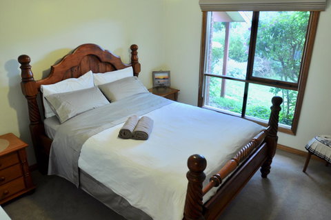 Crimea Retreat - Great Ocean Road Tourism 8