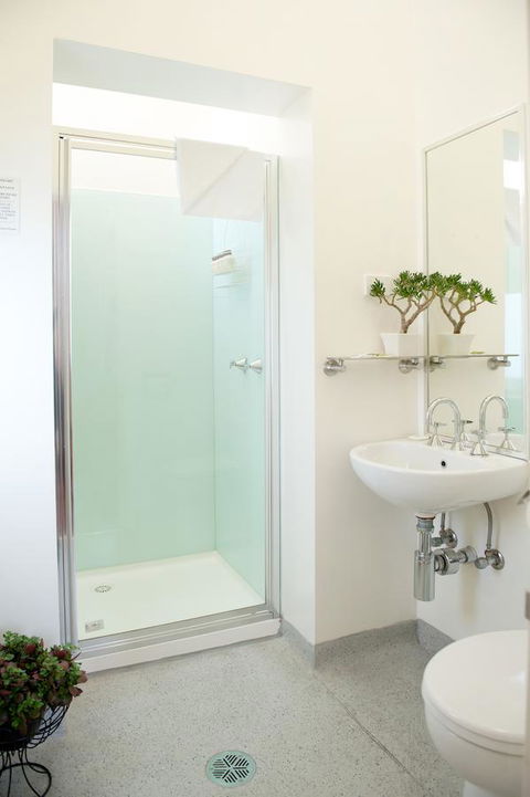 Hotel Claremont Guest House - Great Ocean Road Tourism 36