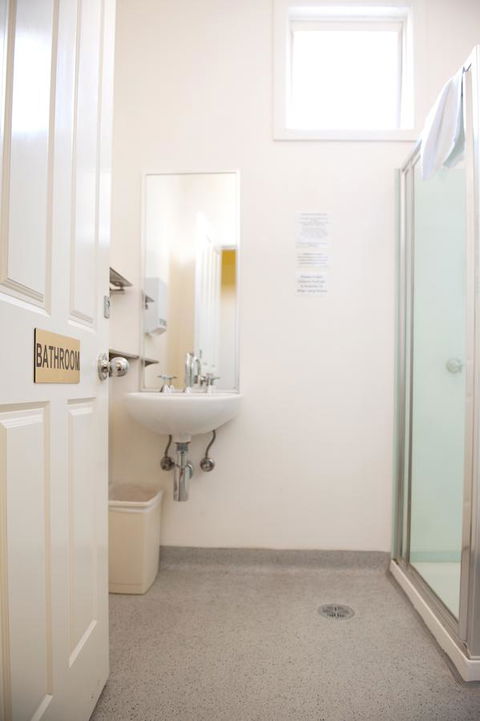 Hotel Claremont Guest House - Great Ocean Road Tourism 42
