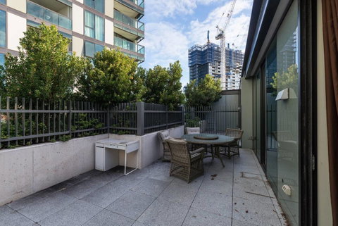 Waterfront 3 Bedroom Luxury Home Victoria Harbour - Great Ocean Road Tourism 17
