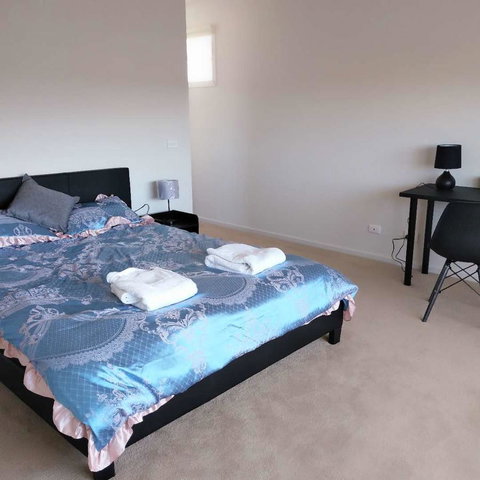 Melbourne Guest House - Great Ocean Road Tourism 23