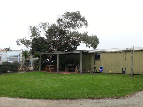 Beachcomber Holiday Units - Great Ocean Road Tourism 25