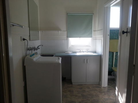 Beachcomber Holiday Units - Great Ocean Road Tourism 39