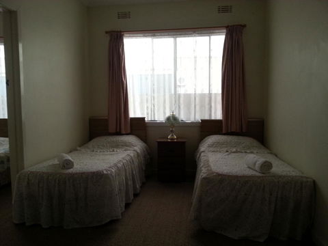 Beachcomber Holiday Units - Great Ocean Road Tourism 28