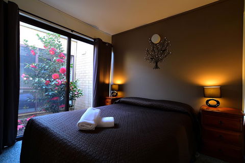 Executive Hideaway - Great Ocean Road Tourism 21