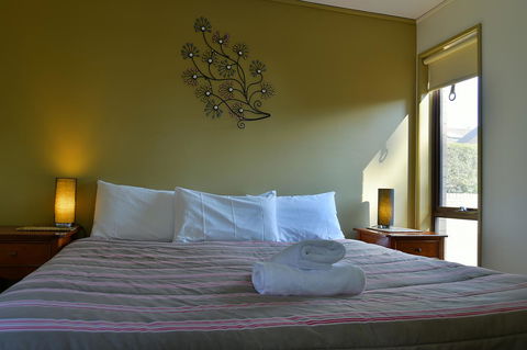 Executive Hideaway - Great Ocean Road Tourism 27