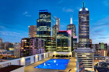 Hotel Grand Chancellor Melbourne with Great Ocean Road Tourism