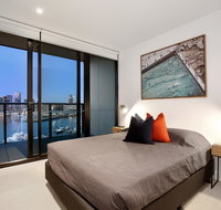 Orange Stay at Collins Wharf - Great Ocean Road Tourism