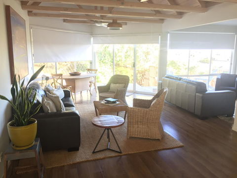 47 Baker Street - Great Ocean Road Tourism 1