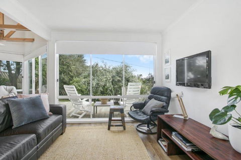 47 Baker Street - Great Ocean Road Tourism 11