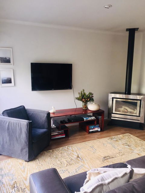 47 Baker Street - Great Ocean Road Tourism 7