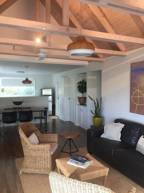 47 Baker Street - Great Ocean Road Tourism 9