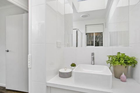 47 Baker Street - Great Ocean Road Tourism 21