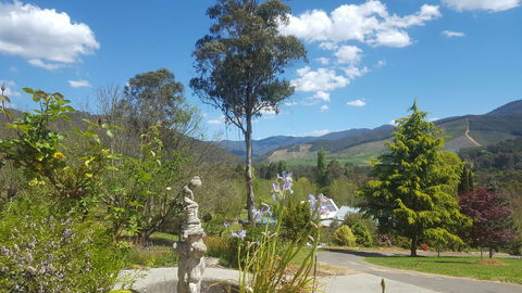 Abbys Cottages Bright - Great Ocean Road Tourism 34