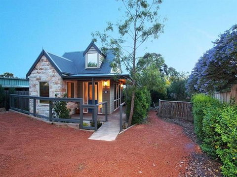 Two Truffles Cottages - Great Ocean Road Tourism 8