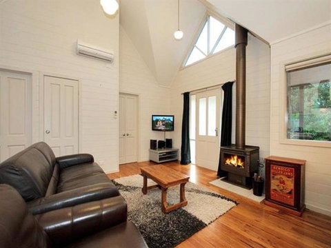 Two Truffles Cottages - Great Ocean Road Tourism 5