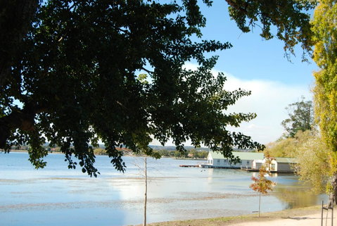 Lake Wendouree Luxury Apartments - Great Ocean Road Tourism 15