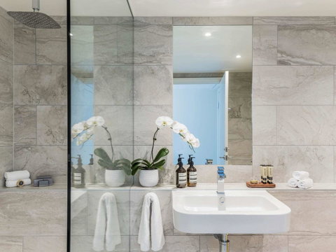 Quay West Suites Melbourne - Great Ocean Road Tourism 28