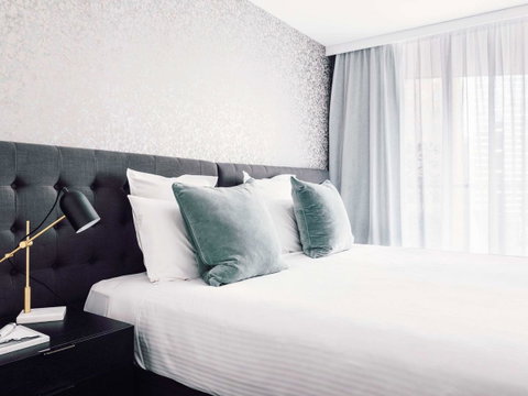 Quay West Suites Melbourne - Great Ocean Road Tourism 35