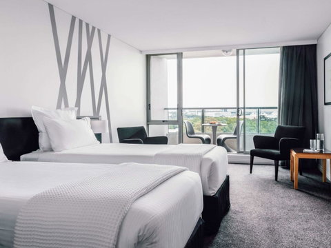Quay West Suites Melbourne - Great Ocean Road Tourism 8