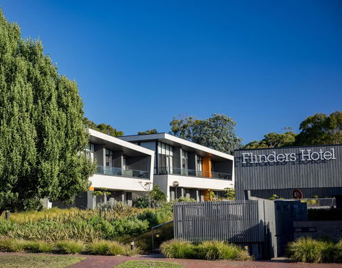 Quarters At Flinders Hotel - Great Ocean Road Tourism 5