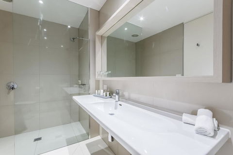 Quarters At Flinders Hotel - Great Ocean Road Tourism 18