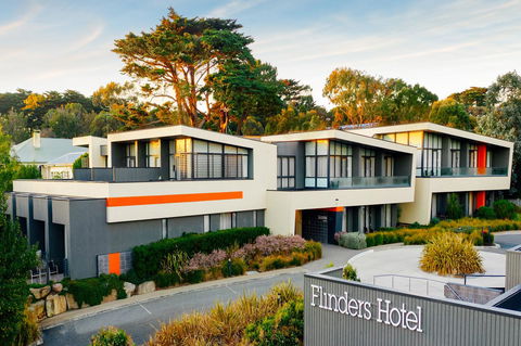 Quarters At Flinders Hotel - Great Ocean Road Tourism 0