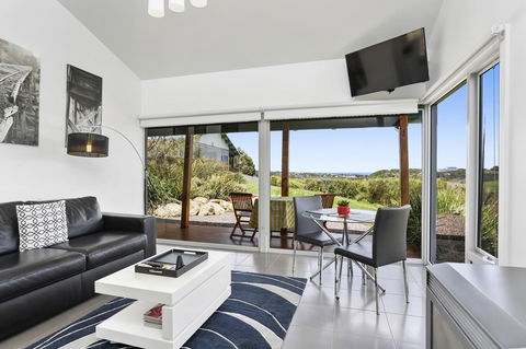 Anchors Port Campbell - Great Ocean Road Tourism 23