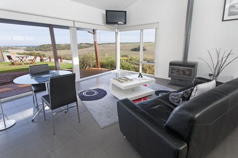 Anchors Port Campbell - Great Ocean Road Tourism 7