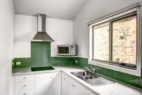 Anchors Port Campbell - Great Ocean Road Tourism 8