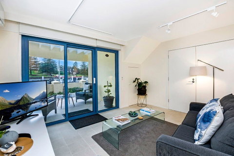 The Waterfront Apartment - Great Ocean Road Tourism 10