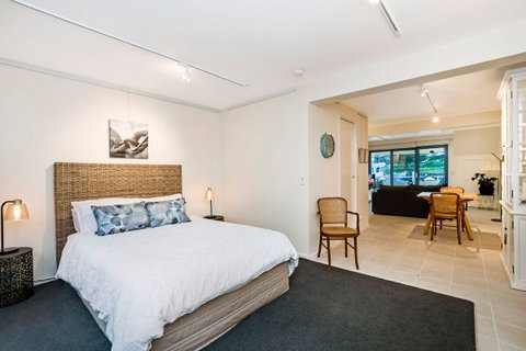 The Waterfront Apartment - Great Ocean Road Tourism 5