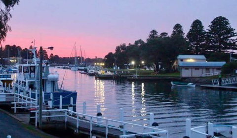 The Waterfront Apartment - Great Ocean Road Tourism 15