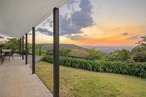 The Bird House - Great Ocean Road Tourism 0