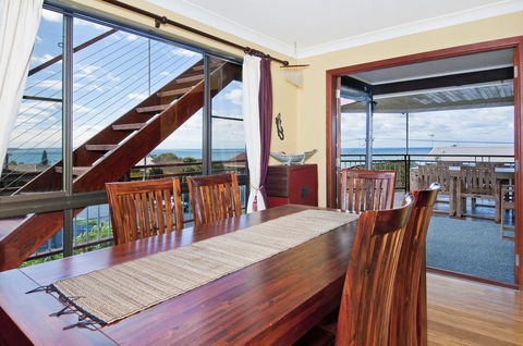 THE BOARDROOM ON BANKSIA - 11 Banksia Ave Bonny Hills - Great Ocean Road Tourism 2