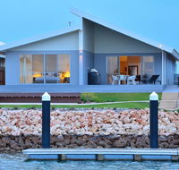 The Carnarvon Luxury Canal Home - Great Ocean Road Tourism