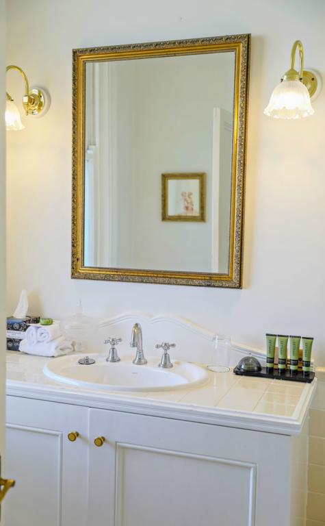 The Convent Hunter Valley Hotel - Great Ocean Road Tourism 3
